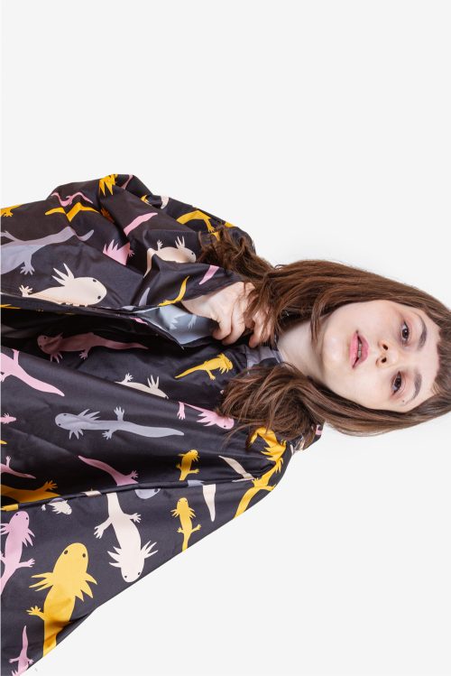 Rain Poncho Jacket Coat / Unisex / Axolotl veoveo.store-impermeable-ajolote-negro-adulto 01