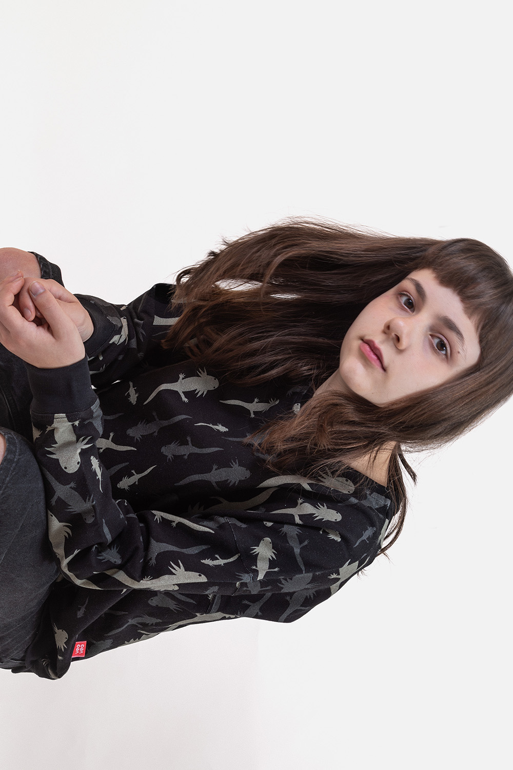 Axolotl Black Sweatshirt | Adults veoveo.store-ajolote-sudadera-negra-adulto-01